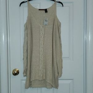 BKEred LS Cold Shoulder Sweater *NWT*